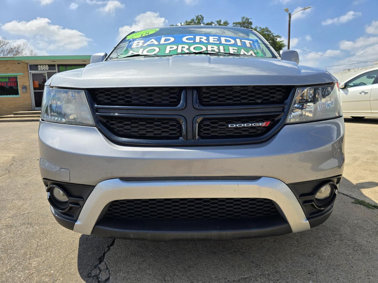 2018 SILVER Dodge Journey Crossroad (3C4PDCGG0JT) with an 3.6L V6 DOHC 24V engine, 4A transmission, located at 2660 S.Garland Avenue, Garland, TX, 75041, (469) 298-3118, 32.885551, -96.655602 - Photo#9