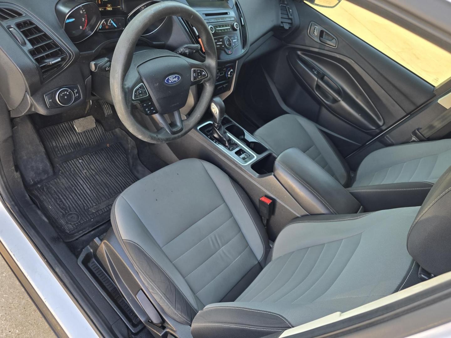 2018 Ford Escape S (1FMCU0F77JU) with an 2.5L L4 DOHC 16V engine, 6A transmission, located at 2660 S.Garland Avenue, Garland, TX, 75041, (469) 298-3118, 32.885551, -96.655602 - Welcome to DallasAutos4Less, one of the Premier BUY HERE PAY HERE Dealers in the North Dallas Area. We specialize in financing to people with NO CREDIT or BAD CREDIT. We need proof of income, proof of residence, and a ID. Come buy your new car from us today!! This is a Super Clean 2018 FORD ESCAP - Photo#10