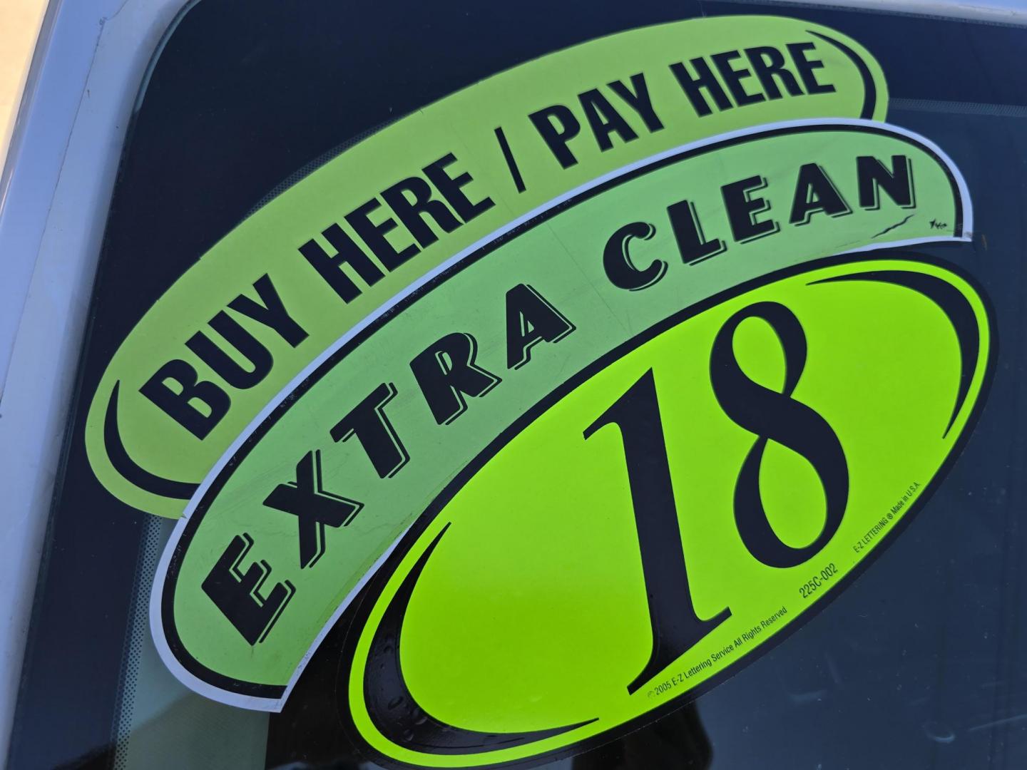 2018 Ford Escape S (1FMCU0F77JU) with an 2.5L L4 DOHC 16V engine, 6A transmission, located at 2660 S.Garland Avenue, Garland, TX, 75041, (469) 298-3118, 32.885551, -96.655602 - Welcome to DallasAutos4Less, one of the Premier BUY HERE PAY HERE Dealers in the North Dallas Area. We specialize in financing to people with NO CREDIT or BAD CREDIT. We need proof of income, proof of residence, and a ID. Come buy your new car from us today!! This is a Super Clean 2018 FORD ESCAP - Photo#20