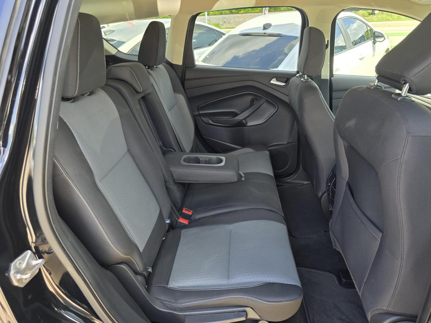 2018 BLACK Ford Escape SE (1FMCU0GD0JU) with an 1.5L L4 DOHC 16V engine, 6A transmission, located at 2660 S.Garland Avenue, Garland, TX, 75041, (469) 298-3118, 32.885551, -96.655602 - Photo#17
