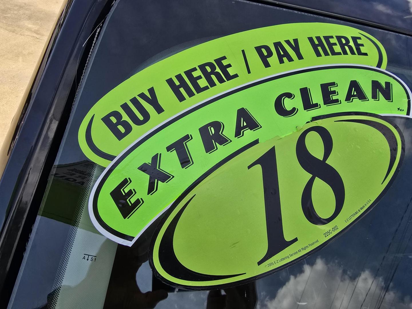 2018 BLACK Ford Escape SE (1FMCU0GD0JU) with an 1.5L L4 DOHC 16V engine, 6A transmission, located at 2660 S.Garland Avenue, Garland, TX, 75041, (469) 298-3118, 32.885551, -96.655602 - Photo#20