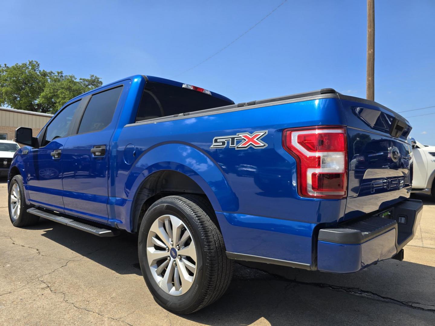 2018 BLUE Ford F-150 STX (1FTEW1CPXJK) with an 2.7L V6 DOHC 24V engine, 6A transmission, located at 2660 S.Garland Avenue, Garland, TX, 75041, (469) 298-3118, 32.885551, -96.655602 - Photo#5