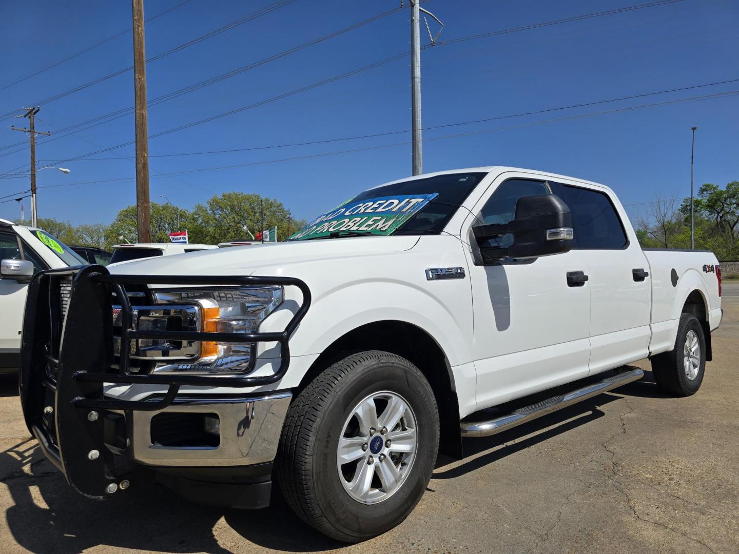 2018 WHITE Ford F-150 XLT (1FTFW1E56JF) with an 5.0L V8 OHV 16V engine, 6A transmission, located at 2660 S.Garland Avenue, Garland, TX, 75041, (469) 298-3118, 32.885551, -96.655602 - Photo#8