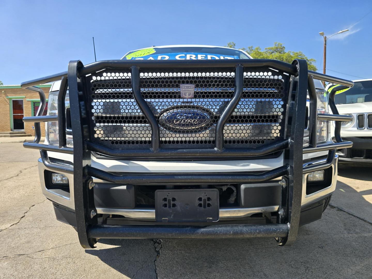 2018 WHITE Ford F-150 XLT (1FTFW1E56JF) with an 5.0L V8 OHV 16V engine, 6A transmission, located at 2660 S.Garland Avenue, Garland, TX, 75041, (469) 298-3118, 32.885551, -96.655602 - Photo#10