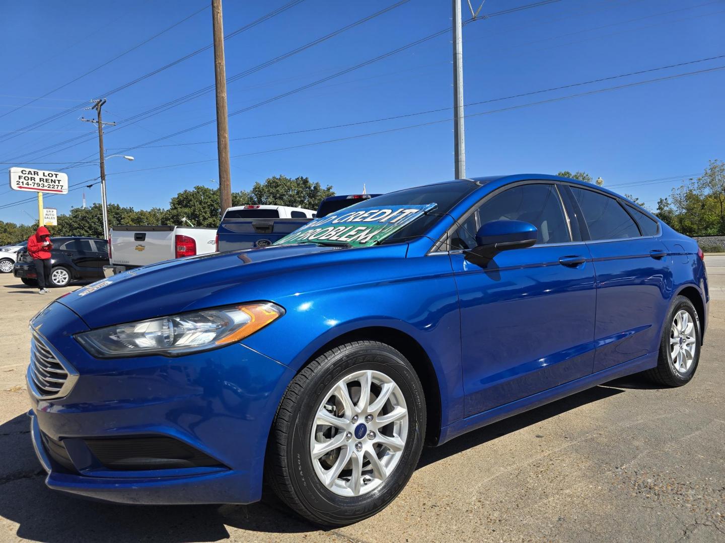 2018 BLUE Ford Fusion S (3FA6P0G72JR) with an 2.5L L4 DOHC 16V engine, 6A transmission, located at 2660 S.Garland Avenue, Garland, TX, 75041, (469) 298-3118, 32.885551, -96.655602 - Photo#7