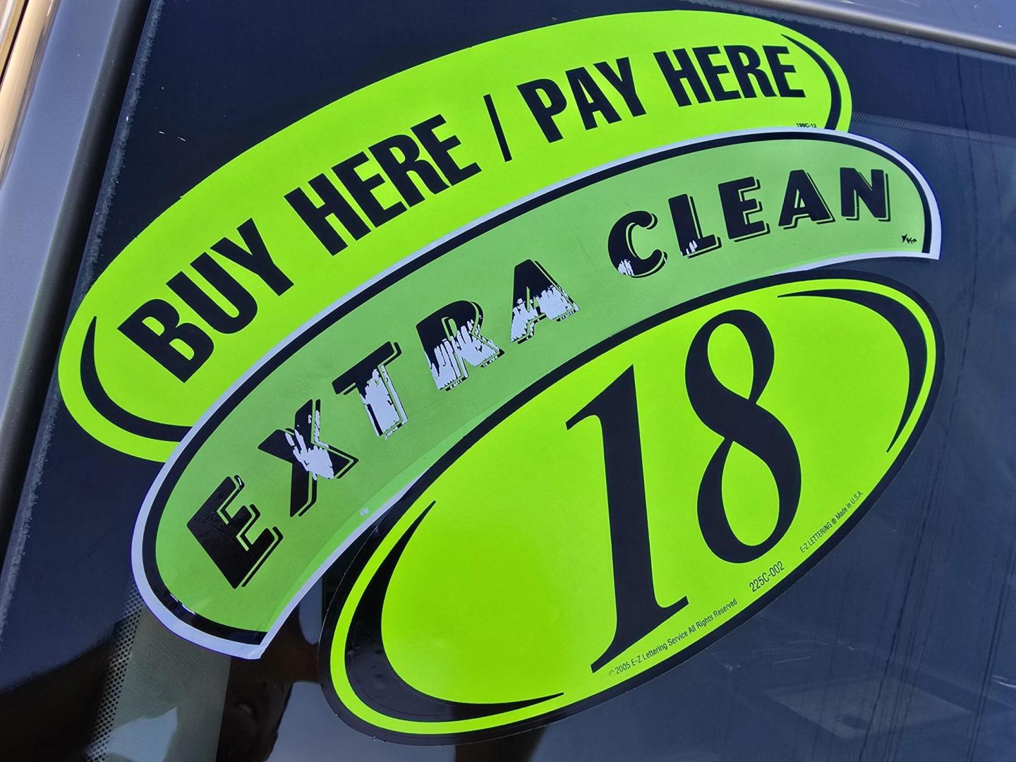 2018 GOLD Ford Fusion SE (3FA6P0HD9JR) with an 1.5L L4 DOHC 16V engine, 6A transmission, located at 2660 S.Garland Avenue, Garland, TX, 75041, (469) 298-3118, 32.885551, -96.655602 - Photo#18