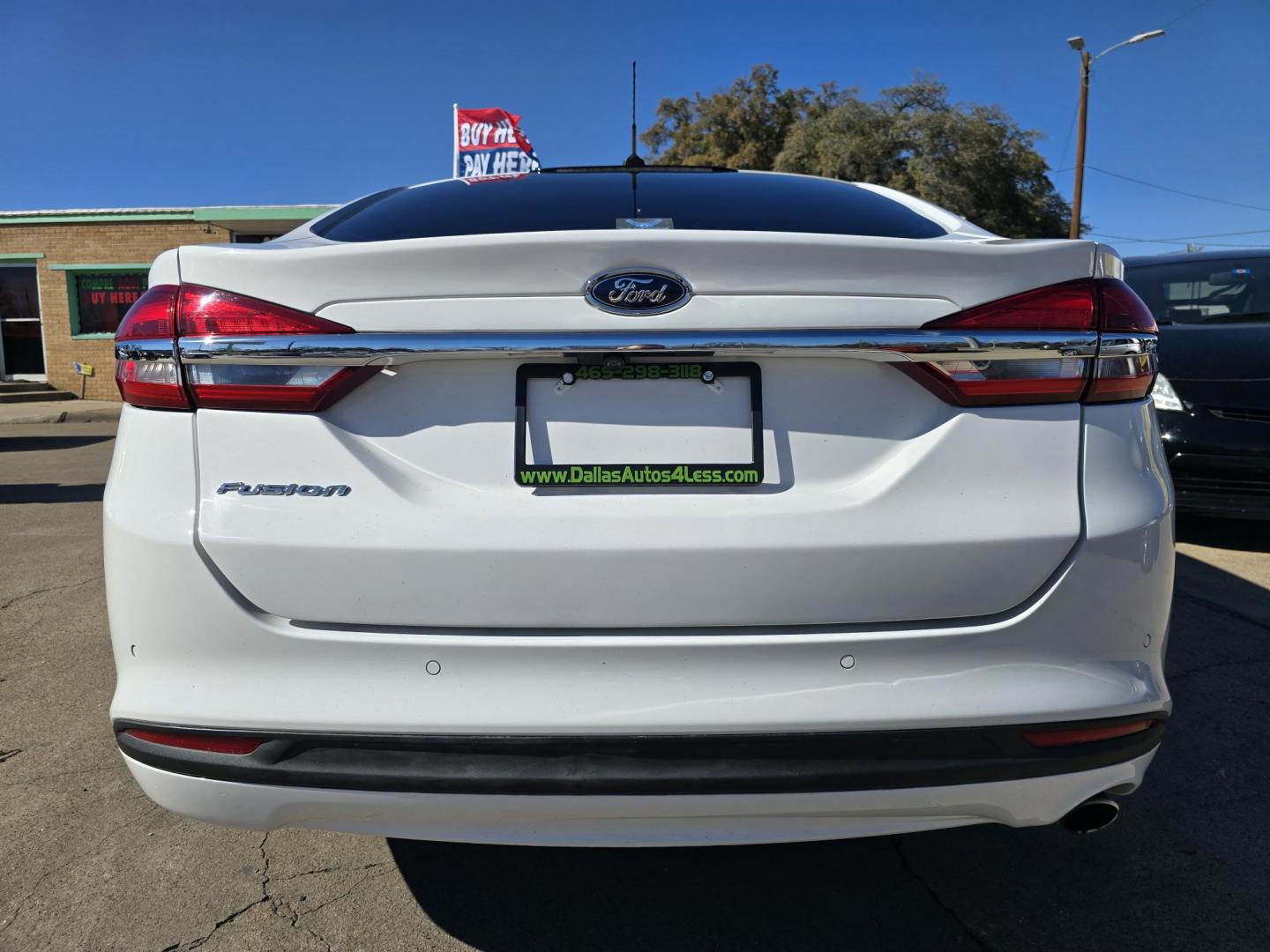 2018 WHITE Ford Fusion Hybrid SE (3FA6P0LU9JR) with an 2.0L L4 DOHC 16V HYBRID engine, CVT transmission, located at 2660 S.Garland Avenue, Garland, TX, 75041, (469) 298-3118, 32.885551, -96.655602 - Photo#5