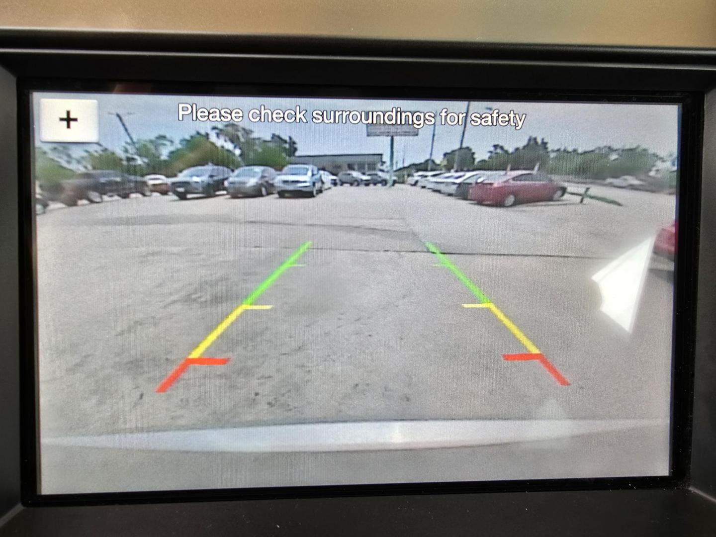 2018 GOLD Ford Taurus Limited (1FAHP2F82JG) with an 3.5L V6 DOHC 24V engine, 6A transmission, located at 2660 S.Garland Avenue, Garland, TX, 75041, (469) 298-3118, 32.885551, -96.655602 - Photo#13