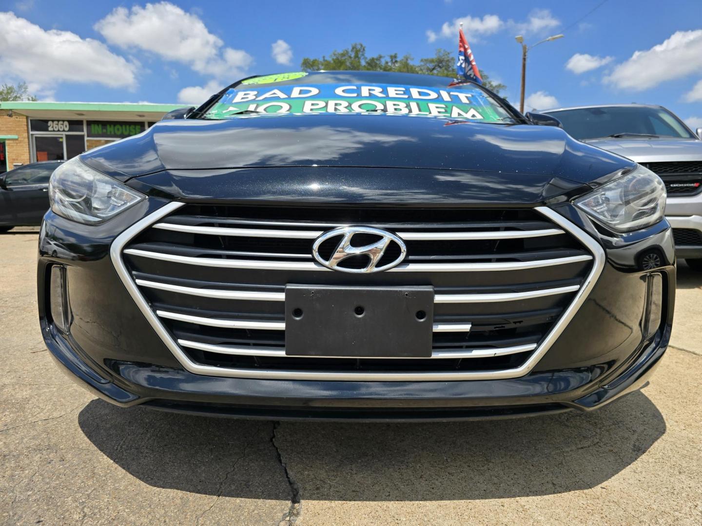2018 BLACK Hyundai Elantra Limited (5NPD84LFXJH) with an 1.8L L4 DOHC 16V engine, 6A transmission, located at 2660 S.Garland Avenue, Garland, TX, 75041, (469) 298-3118, 32.885551, -96.655602 - Photo#9