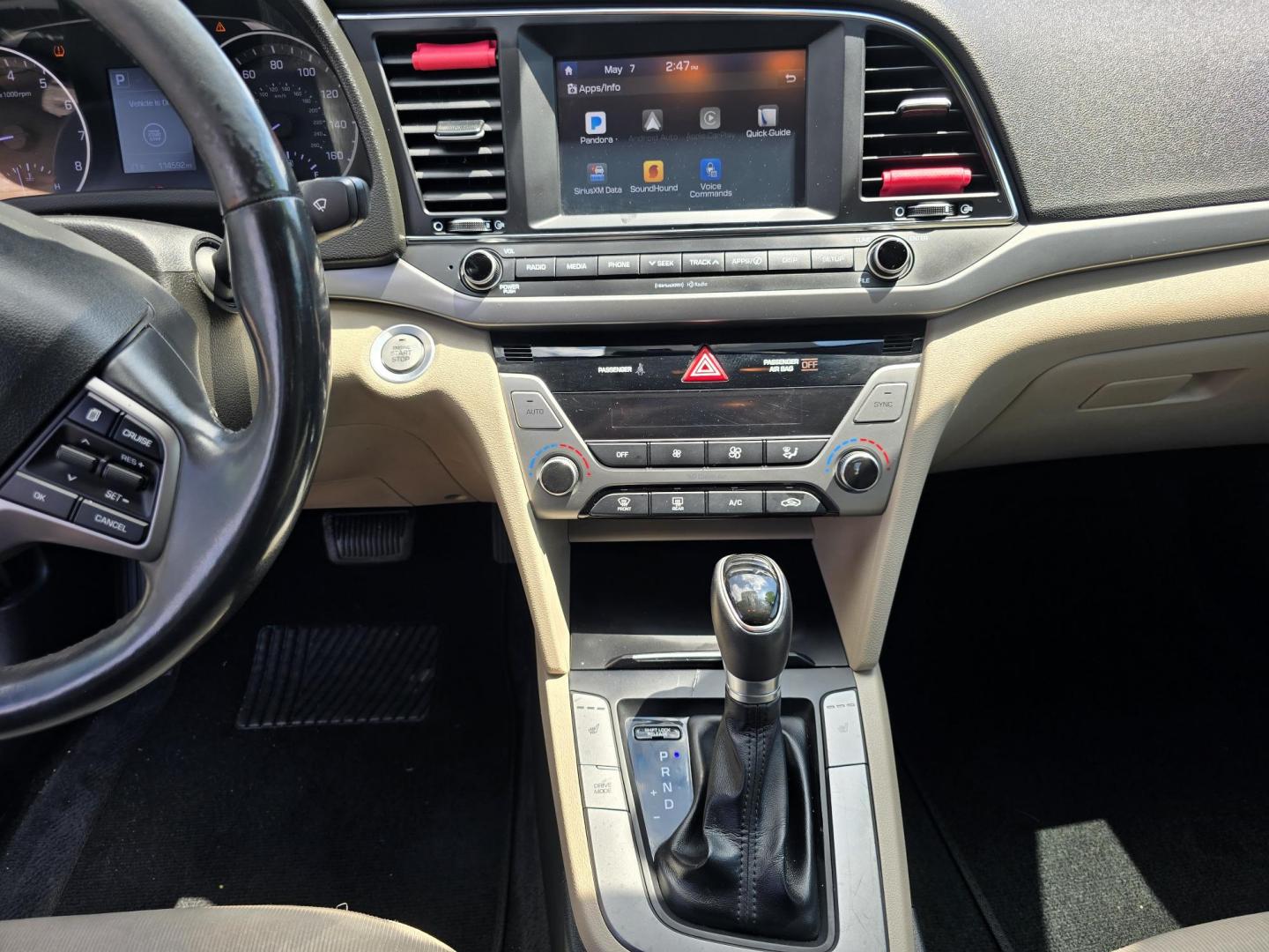 2018 BLACK Hyundai Elantra Limited (5NPD84LFXJH) with an 1.8L L4 DOHC 16V engine, 6A transmission, located at 2660 S.Garland Avenue, Garland, TX, 75041, (469) 298-3118, 32.885551, -96.655602 - Photo#14