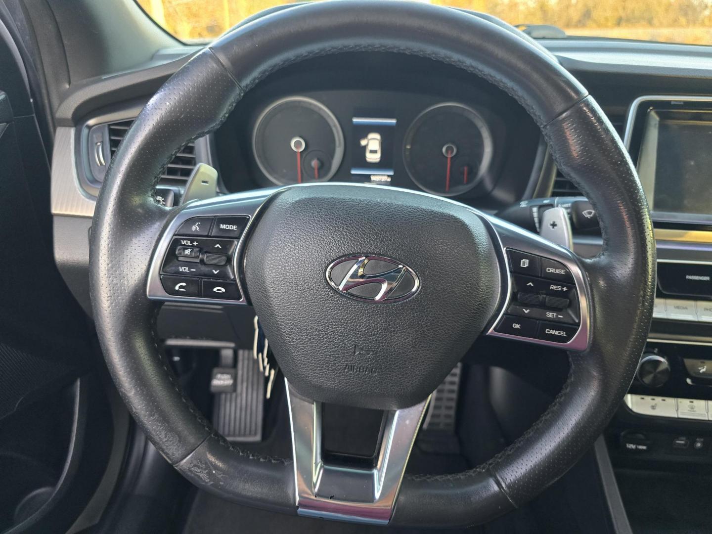 2018 Hyundai Sonata SPORT (5NPE34AF8JH) , AUTO transmission, located at 2660 S.Garland Avenue, Garland, TX, 75041, (469) 298-3118, 32.885551, -96.655602 - Welcome to DallasAutos4Less, one of the Premier BUY HERE PAY HERE Dealers in the North Dallas Area. We specialize in financing to people with NO CREDIT or BAD CREDIT. We need proof of income, proof of residence, and a ID. Come buy your new car from us today!! This is a Very clean 2018 HYUNDAI SON - Photo#11