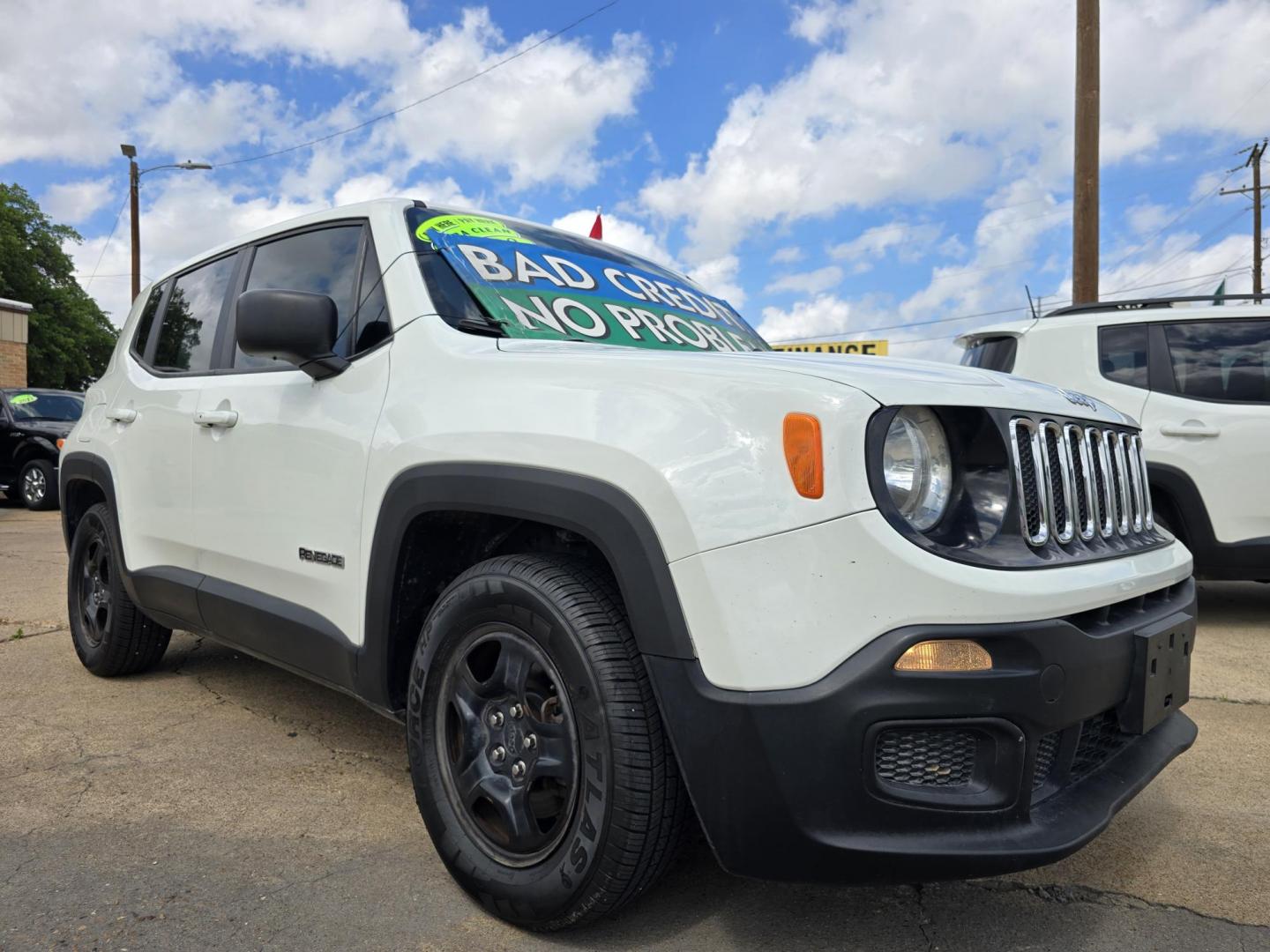 2018 WHITE Jeep Renegade Sport (ZACCJAAB3JP) with an 2.4L L4 DOHC 16V engine, AUTO transmission, located at 2660 S.Garland Avenue, Garland, TX, 75041, (469) 298-3118, 32.885551, -96.655602 - Photo#1