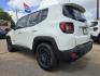 2018 WHITE Jeep Renegade Sport (ZACCJAAB3JP) with an 2.4L L4 DOHC 16V engine, AUTO transmission, located at 2660 S.Garland Avenue, Garland, TX, 75041, (469) 298-3118, 32.885551, -96.655602 - Photo#5