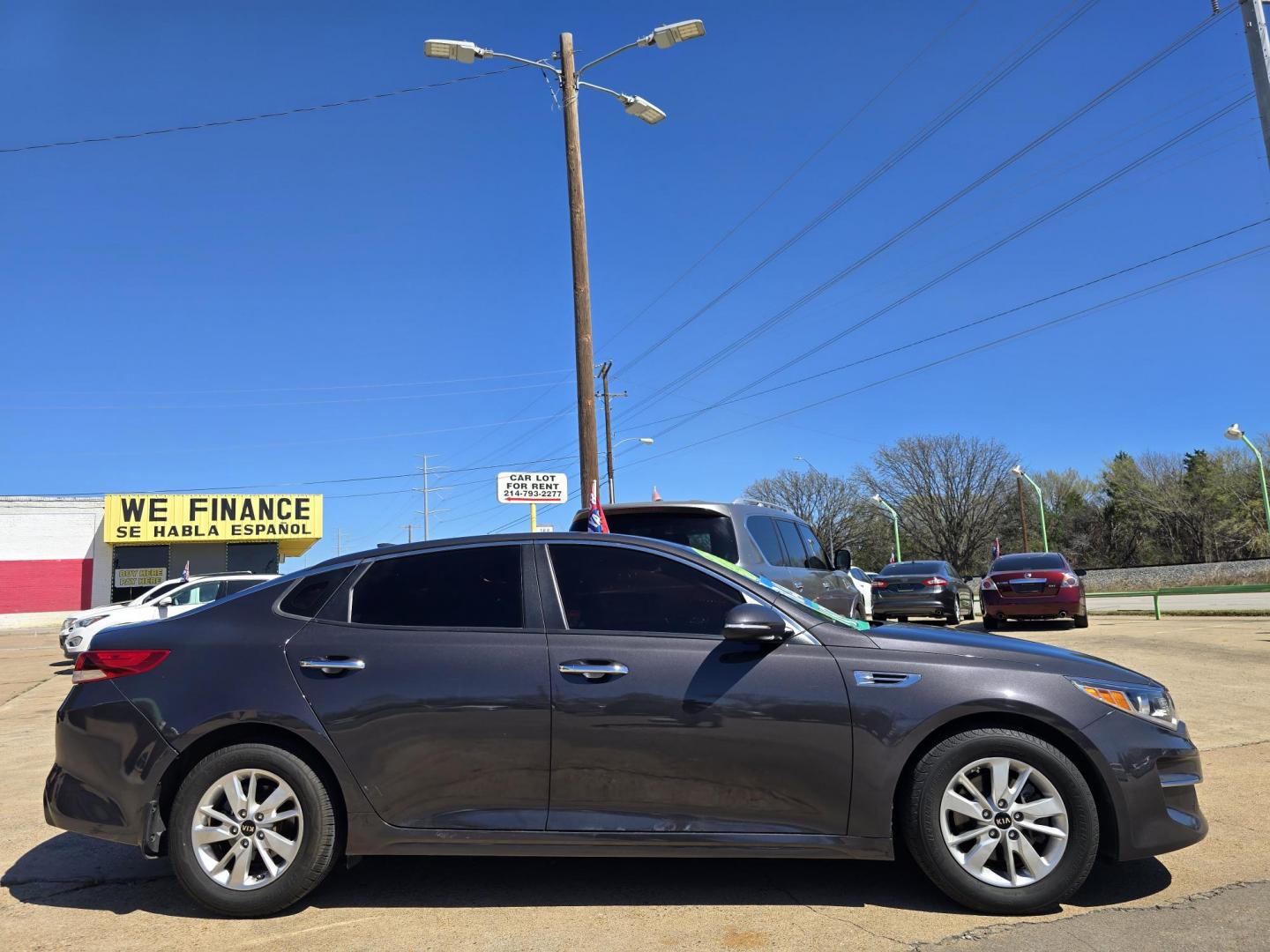 2018 GRAY Kia Optima LX (KNAGT4L38J5) with an 2.4L L4 DOHC 16V engine, 6A transmission, located at 2660 S.Garland Avenue, Garland, TX, 75041, (469) 298-3118, 32.885551, -96.655602 - Photo#1