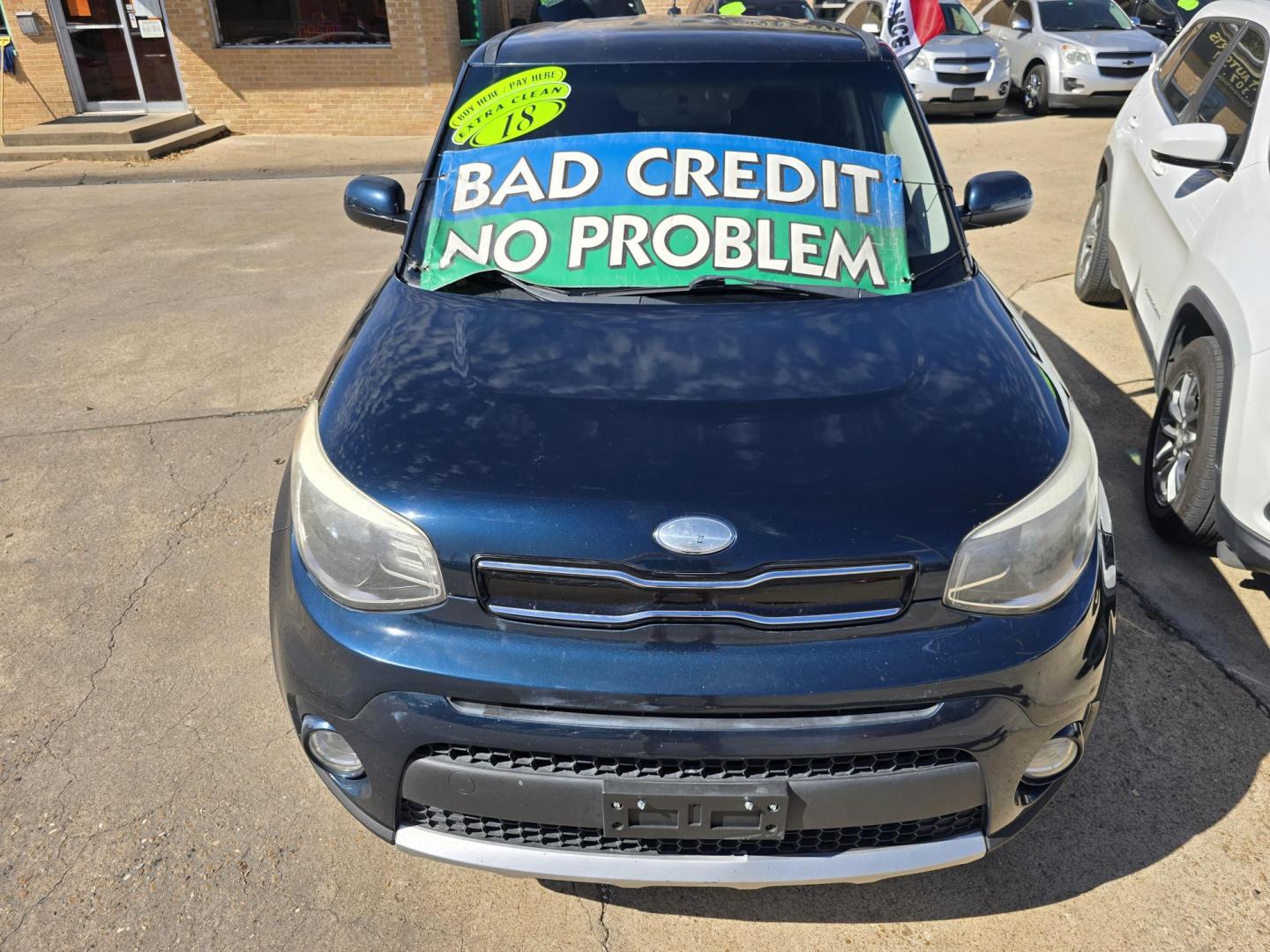 2018 BLUE Kia Soul + (KNDJP3A51J7) with an 2.0L L4 DOHC 16V engine, 6A transmission, located at 2660 S.Garland Avenue, Garland, TX, 75041, (469) 298-3118, 32.885551, -96.655602 - Photo#8