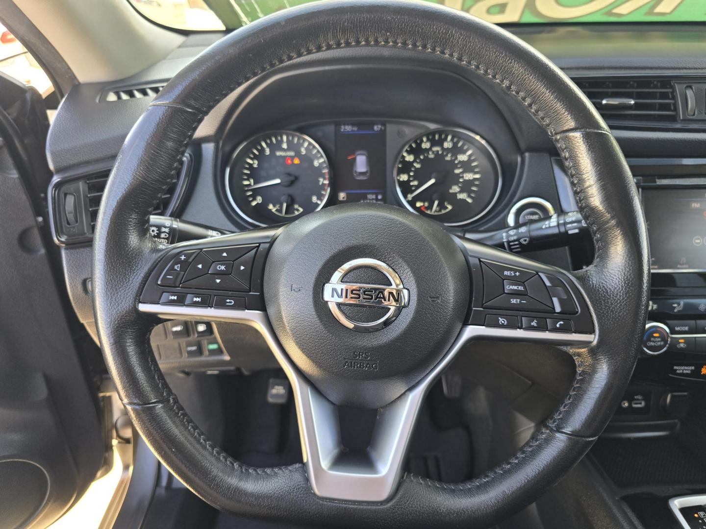 2018 GRAY Nissan Rogue SV (KNMAT2MT3JP) with an 2.5L L4 DOHC 16V engine, CVT transmission, located at 2660 S.Garland Avenue, Garland, TX, 75041, (469) 298-3118, 32.885551, -96.655602 - Photo#12