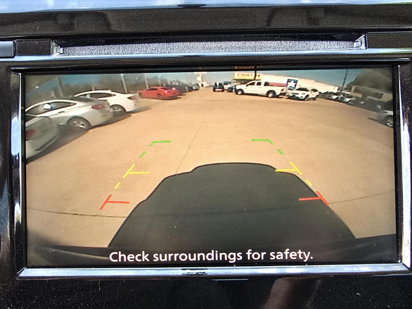 2018 GRAY Nissan Rogue SV (KNMAT2MT3JP) with an 2.5L L4 DOHC 16V engine, CVT transmission, located at 2660 S.Garland Avenue, Garland, TX, 75041, (469) 298-3118, 32.885551, -96.655602 - Photo#15