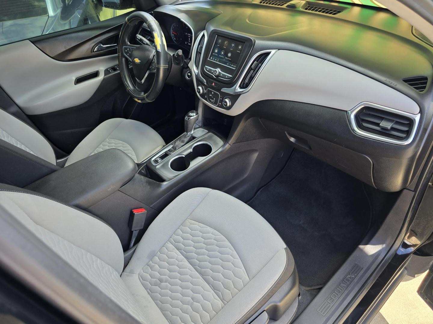 2019 BLACK Chevrolet Equinox LS (3GNAXHEV2KL) with an 1.5L L4 DIR DOHC 16V TURBO engine, 6A transmission, located at 2660 S.Garland Avenue, Garland, TX, 75041, (469) 298-3118, 32.885551, -96.655602 - Welcome to DallasAutos4Less, one of the Premier BUY HERE PAY HERE Dealers in the North Dallas Area. We specialize in financing to people with NO CREDIT or BAD CREDIT. We need proof of income, proof of residence, and a ID. Come buy your new car from us today!! This is a very well cared for 2019 Ch - Photo#21