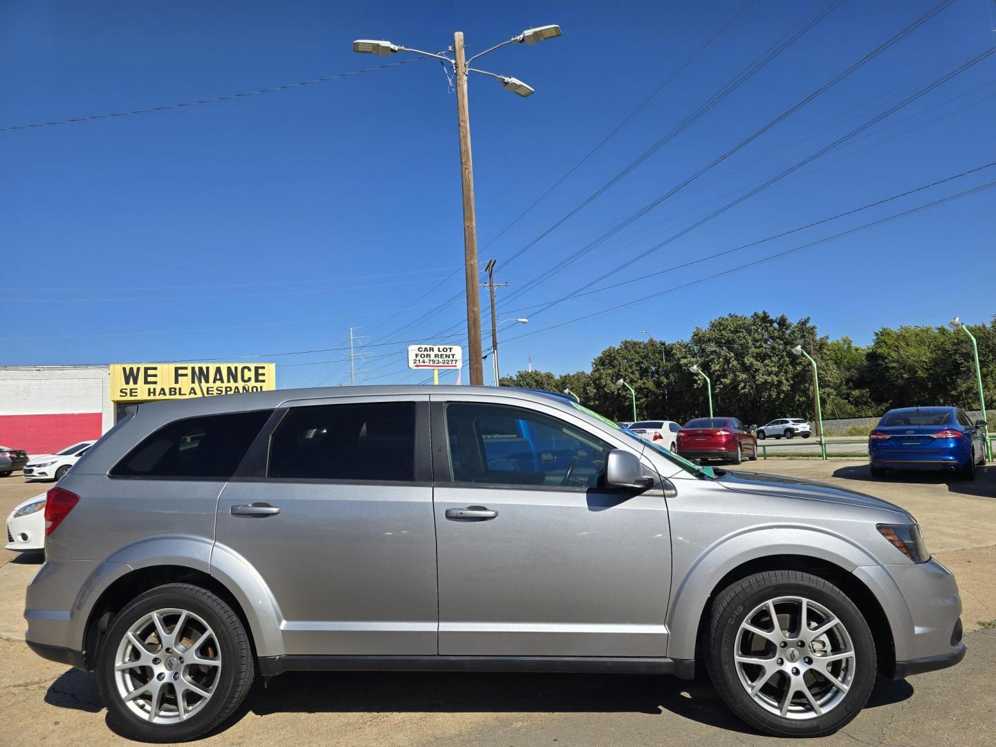 2019 GRAY /BLACK Dodge Journey GT (3C4PDCEG6KT) with an 3.6L V6 DOHC 24V engine, 6A transmission, located at 2660 S.Garland Avenue, Garland, TX, 75041, (469) 298-3118, 32.885551, -96.655602 - Photo#2