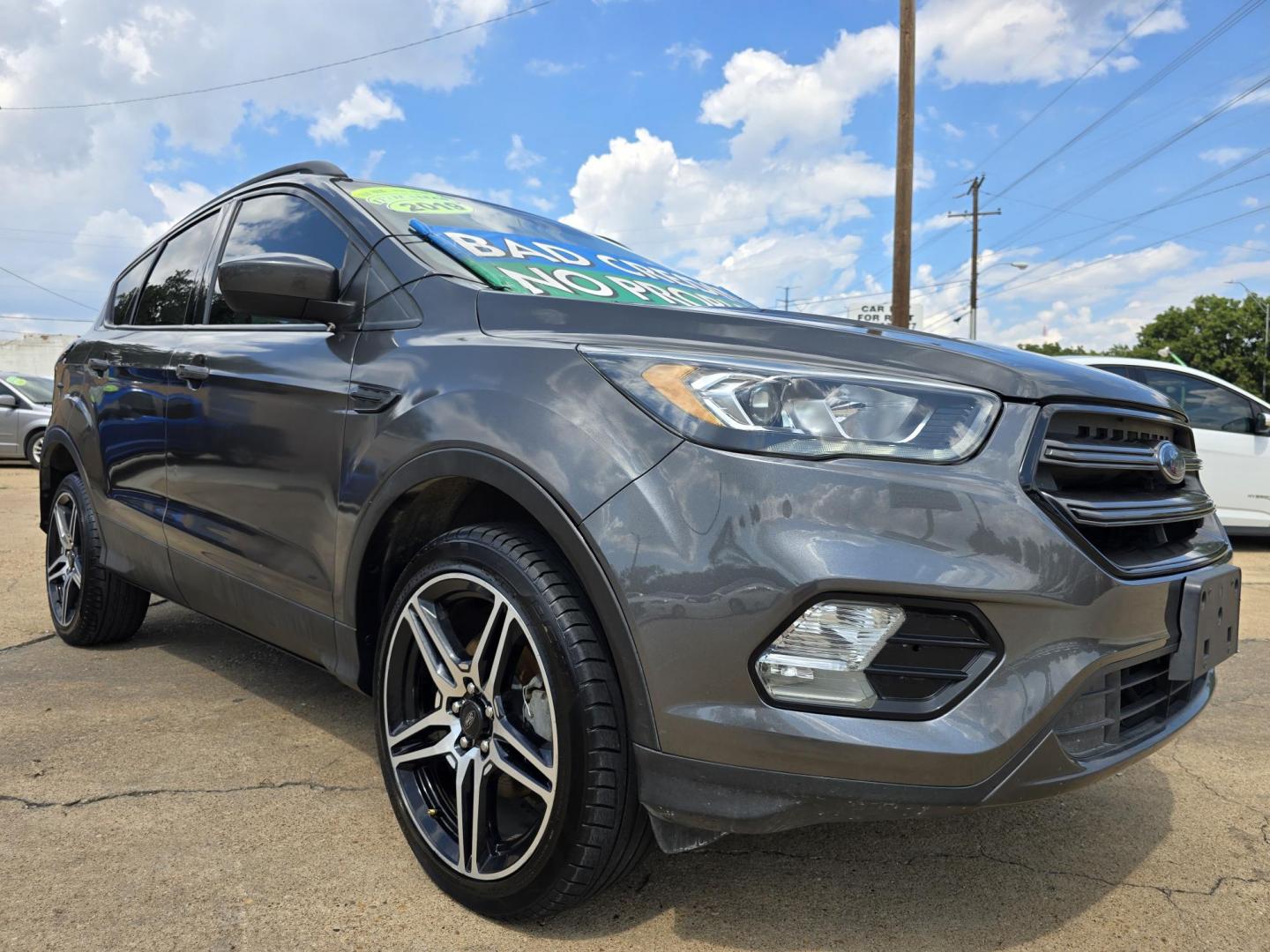 2019 GRAY Ford Escape SEL (1FMCU0HD2KU) , AUTO transmission, located at 2660 S.Garland Avenue, Garland, TX, 75041, (469) 298-3118, 32.885551, -96.655602 - Welcome to DallasAutos4Less, one of the Premier BUY HERE PAY HERE Dealers in the North Dallas Area. We specialize in financing to people with NO CREDIT or BAD CREDIT. We need proof of income, proof of residence, and a ID. Come buy your new car from us today!! This is a Super Clean 2019 FORD ESCAP - Photo#1