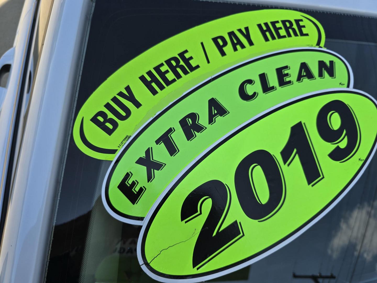 2019 WHITE /BEIGE Ford Fusion SE (3FA6P0H70KR) , AUTO transmission, located at 2660 S.Garland Avenue, Garland, TX, 75041, (469) 298-3118, 32.885551, -96.655602 - Welcome to DallasAutos4Less, one of the Premier BUY HERE PAY HERE Dealers in the North Dallas Area. We specialize in financing to people with NO CREDIT or BAD CREDIT. We need proof of income, proof of residence, and a ID. Come buy your new car from us today!! This is a 2019 FORD FUSION SE SEDAN! - Photo#20