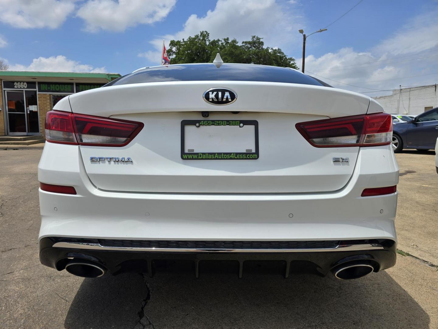 2019 DIAMOND WHITE Kia Optima EX (5XXGU4L13KG) with an 1.6L L4 DOHC 16V engine, 6A transmission, located at 2660 S.Garland Avenue, Garland, TX, 75041, (469) 298-3118, 32.885551, -96.655602 - Photo#4
