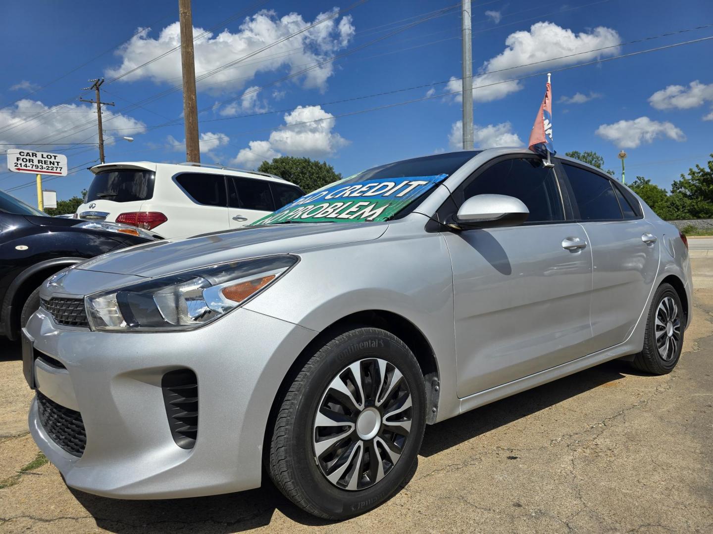 2019 SILVER Kia Rio LX (3KPA24AB8KE) with an 1.6L L4 DOHC 16V engine, 6A transmission, located at 2660 S.Garland Avenue, Garland, TX, 75041, (469) 298-3118, 32.885551, -96.655602 - Photo#7