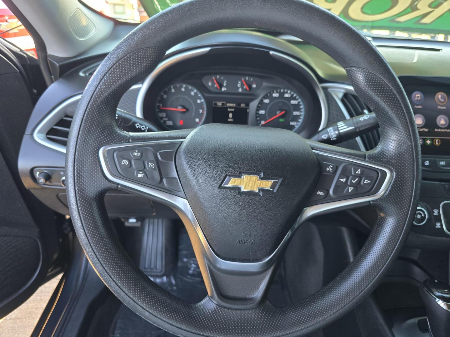 2020 GRAY Chevrolet Malibu LS (1G1ZC5ST8LF) with an 1.5L L4 DOHC 16V engine, 6A transmission, located at 2660 S.Garland Avenue, Garland, TX, 75041, (469) 298-3118, 32.885551, -96.655602 - Photo#12