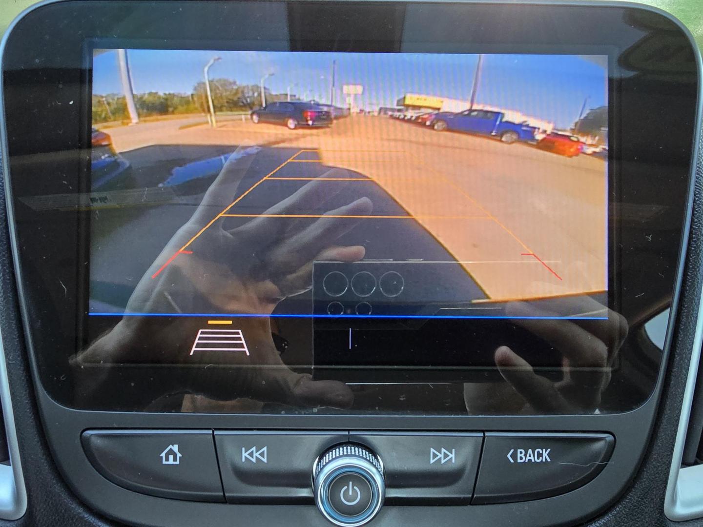 2020 GRAY Chevrolet Malibu LS (1G1ZC5ST8LF) with an 1.5L L4 DOHC 16V engine, 6A transmission, located at 2660 S.Garland Avenue, Garland, TX, 75041, (469) 298-3118, 32.885551, -96.655602 - Photo#14