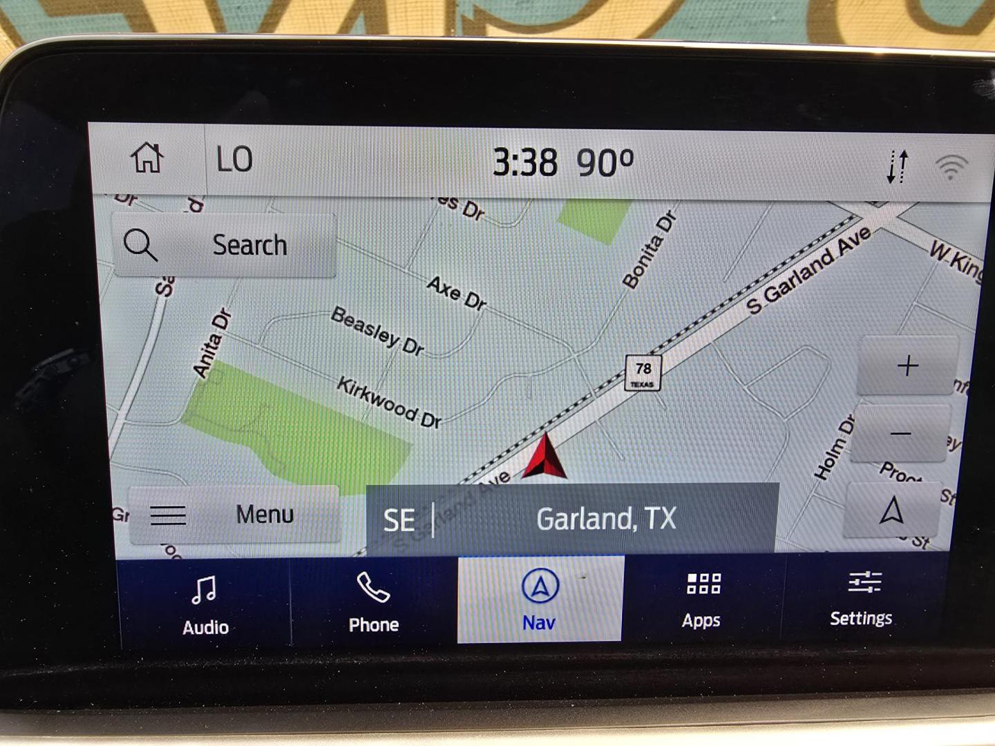 2020 WHITE Ford Escape SE (1FMCU9G67LU) with an 1.5L L3 engine, 6A transmission, located at 2660 S.Garland Avenue, Garland, TX, 75041, (469) 298-3118, 32.885551, -96.655602 - Photo#14