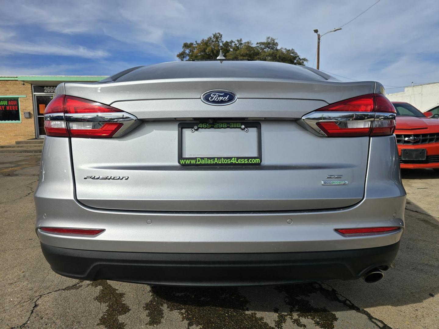 2020 GOLD Ford Fusion SE (3FA6P0HD7LR) with an 1.5L L4 DOHC 16V engine, 6A transmission, located at 2660 S.Garland Avenue, Garland, TX, 75041, (469) 298-3118, 32.885551, -96.655602 - Photo#4