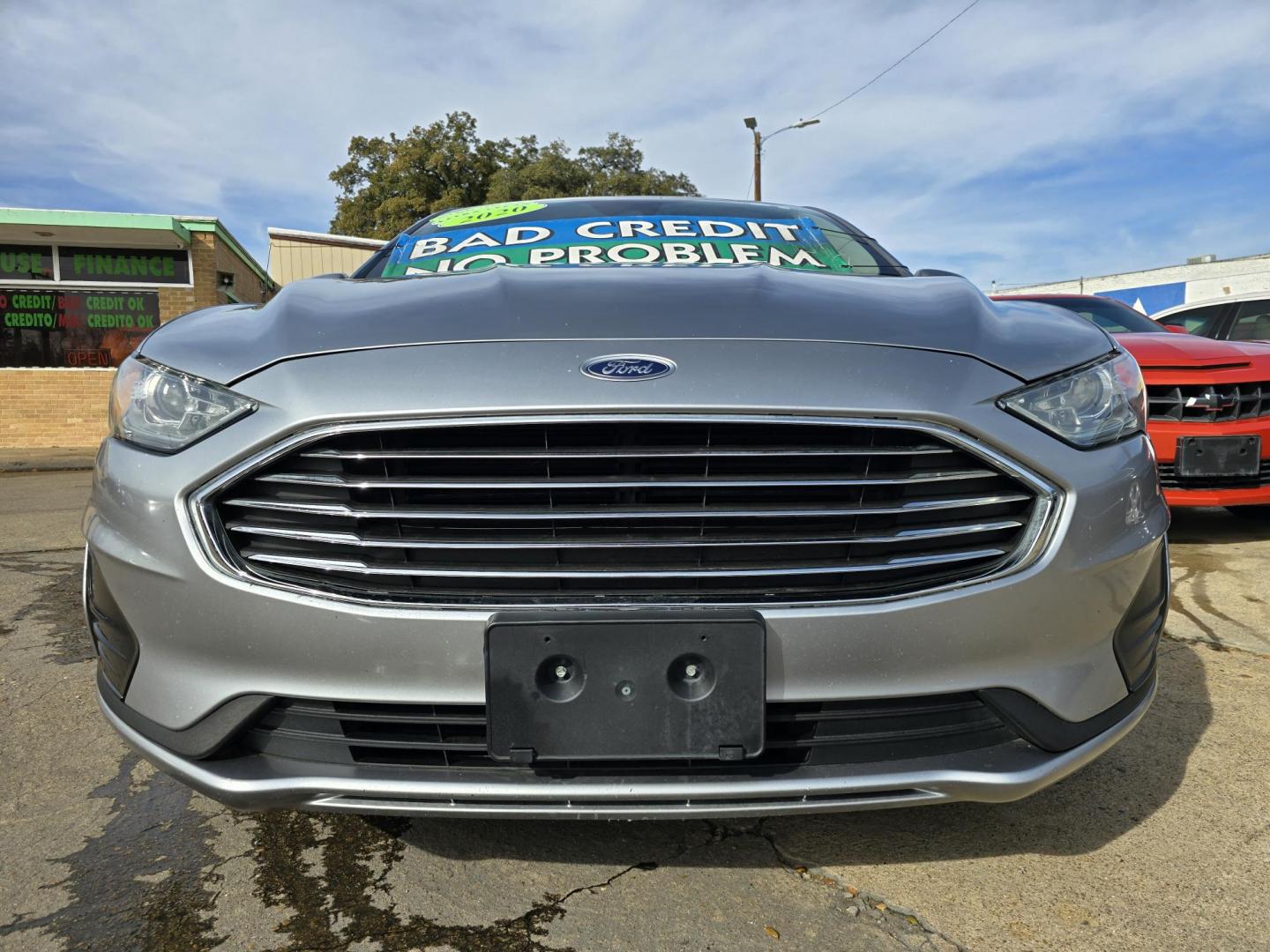 2020 GOLD Ford Fusion SE (3FA6P0HD7LR) with an 1.5L L4 DOHC 16V engine, 6A transmission, located at 2660 S.Garland Avenue, Garland, TX, 75041, (469) 298-3118, 32.885551, -96.655602 - Photo#9