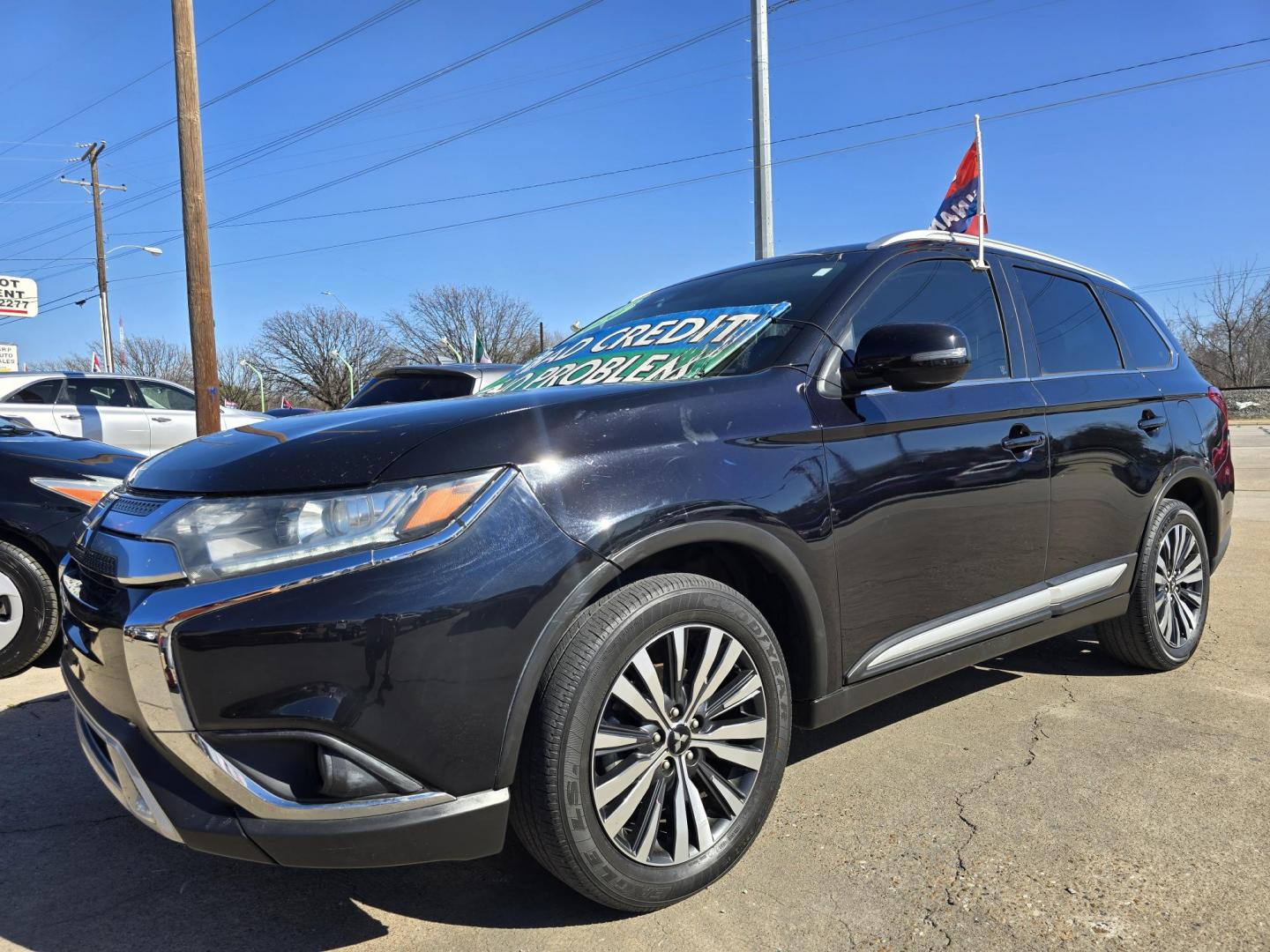 2020 BLACK Mitsubishi Outlander SEL (JA4AZ3A31LZ) with an 2.4L L4 DOHC 16V engine, CVT transmission, located at 2660 S.Garland Avenue, Garland, TX, 75041, (469) 298-3118, 32.885551, -96.655602 - Photo#7