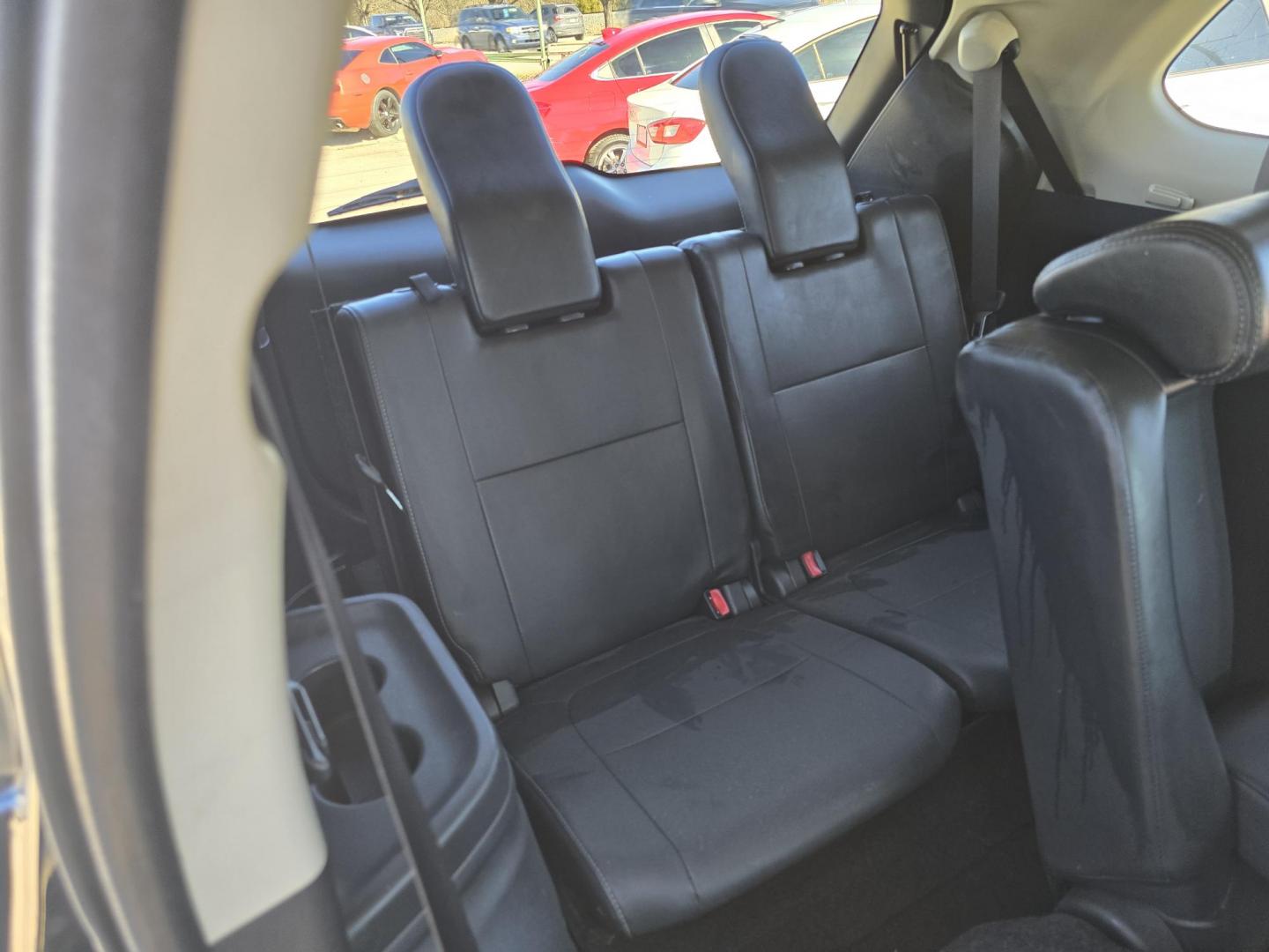 2020 BLACK Mitsubishi Outlander SEL (JA4AZ3A31LZ) with an 2.4L L4 DOHC 16V engine, CVT transmission, located at 2660 S.Garland Avenue, Garland, TX, 75041, (469) 298-3118, 32.885551, -96.655602 - Photo#20