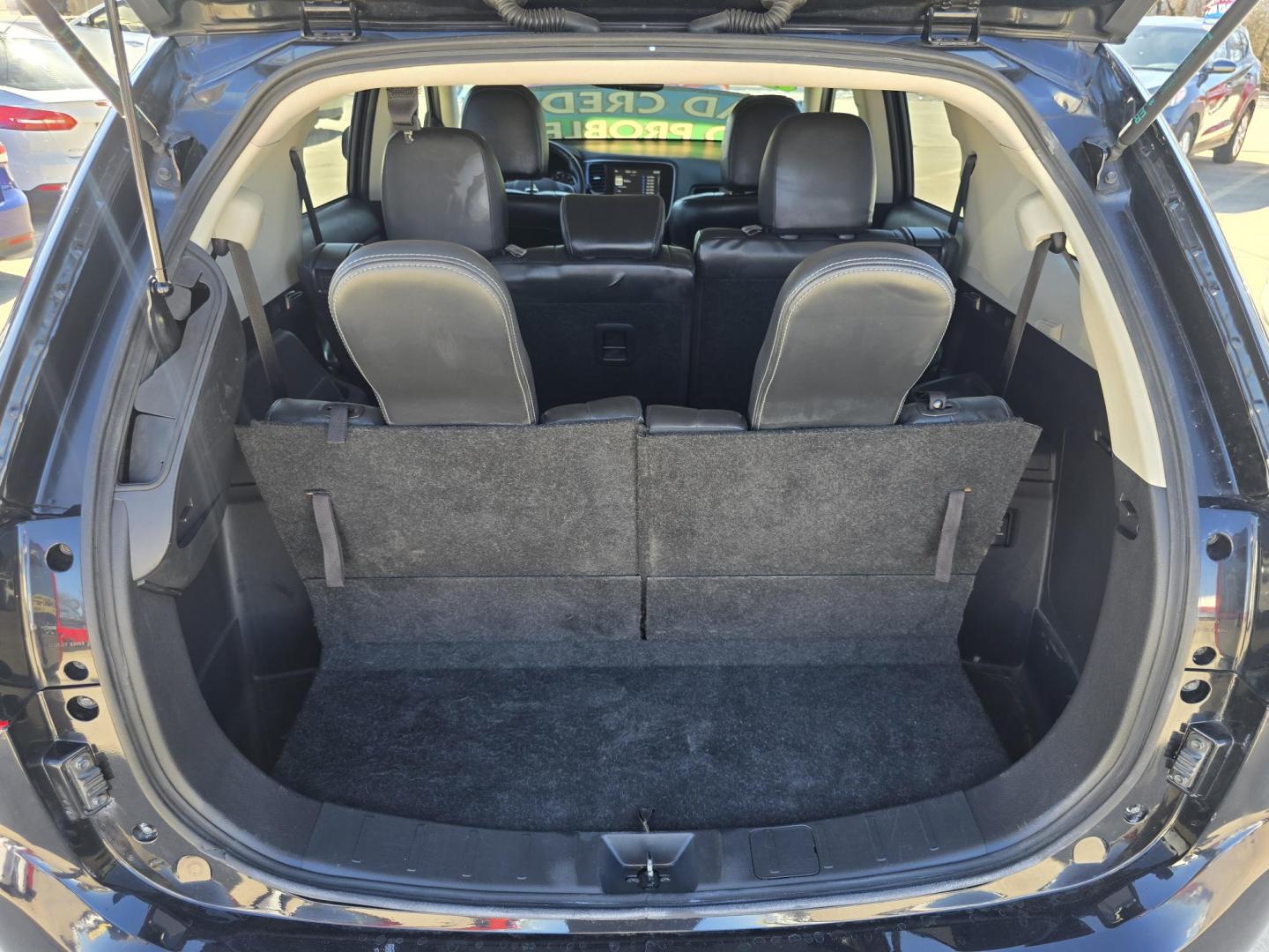 2020 BLACK Mitsubishi Outlander SEL (JA4AZ3A31LZ) with an 2.4L L4 DOHC 16V engine, CVT transmission, located at 2660 S.Garland Avenue, Garland, TX, 75041, (469) 298-3118, 32.885551, -96.655602 - Photo#19