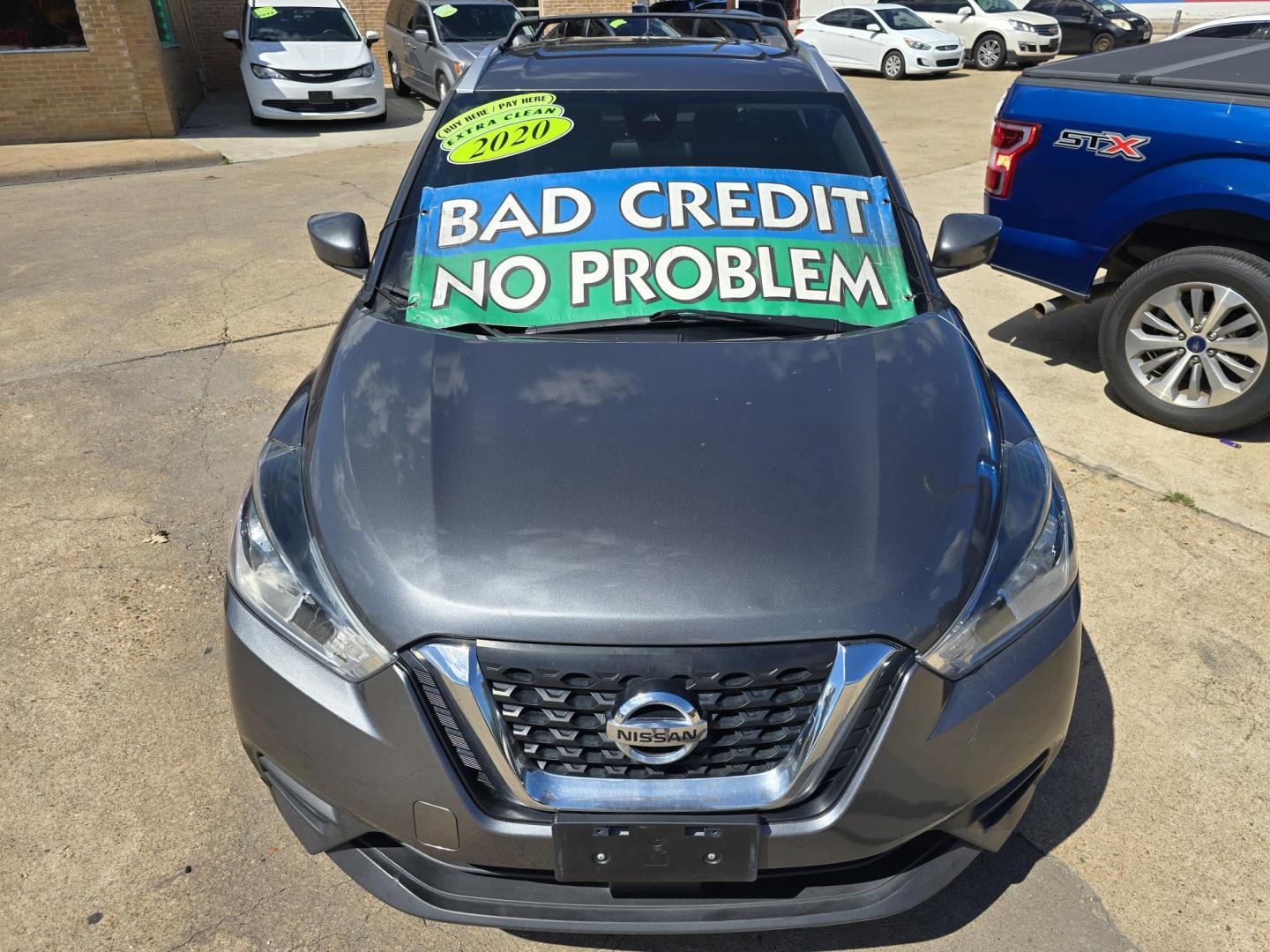 2020 GRAY Nissan Kicks SV (3N1CP5CV9LL) with an 1.6L L4 engine, CVT transmission, located at 2660 S.Garland Avenue, Garland, TX, 75041, (469) 298-3118, 32.885551, -96.655602 - Photo#8