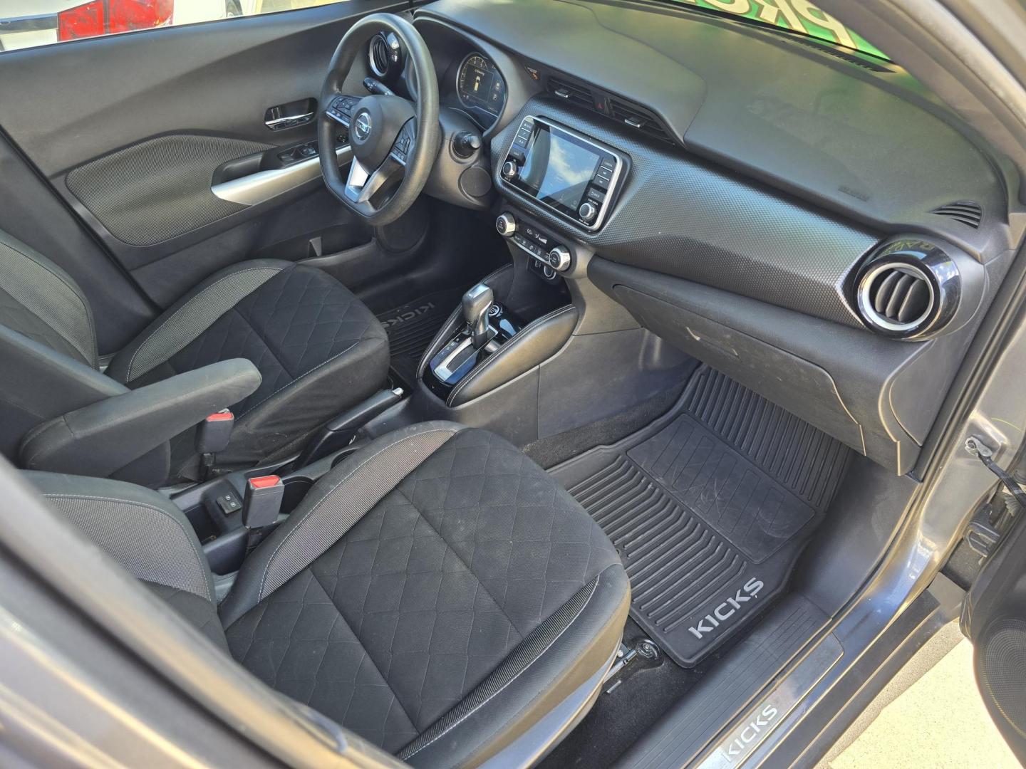 2020 GRAY Nissan Kicks SV (3N1CP5CV9LL) with an 1.6L L4 engine, CVT transmission, located at 2660 S.Garland Avenue, Garland, TX, 75041, (469) 298-3118, 32.885551, -96.655602 - Photo#21