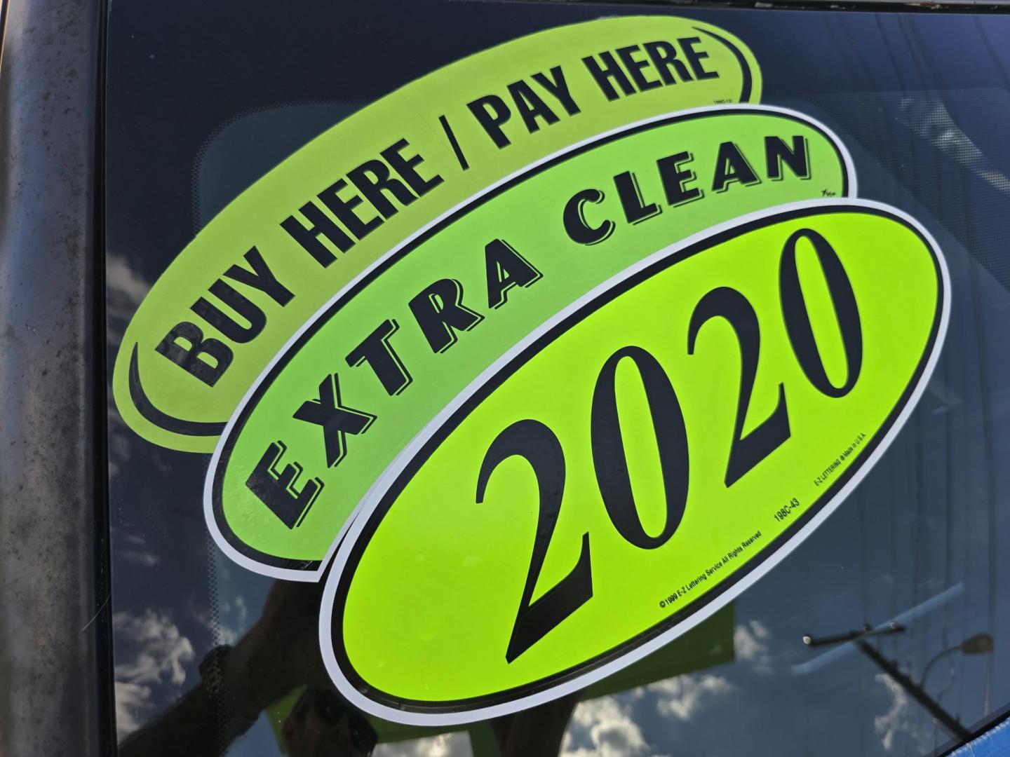 2020 GRAY Nissan Kicks SV (3N1CP5CV9LL) with an 1.6L L4 engine, CVT transmission, located at 2660 S.Garland Avenue, Garland, TX, 75041, (469) 298-3118, 32.885551, -96.655602 - Photo#22