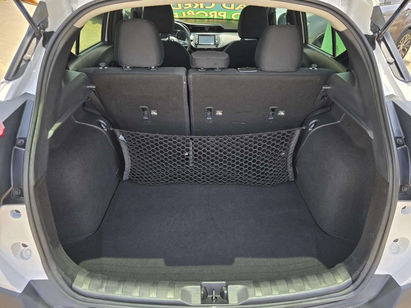 2020 Nissan Kicks S (3N1CP5BVXLL) with an 1.6L L4 engine, CVT transmission, located at 2660 S.Garland Avenue, Garland, TX, 75041, (469) 298-3118, 32.885551, -96.655602 - Photo#18