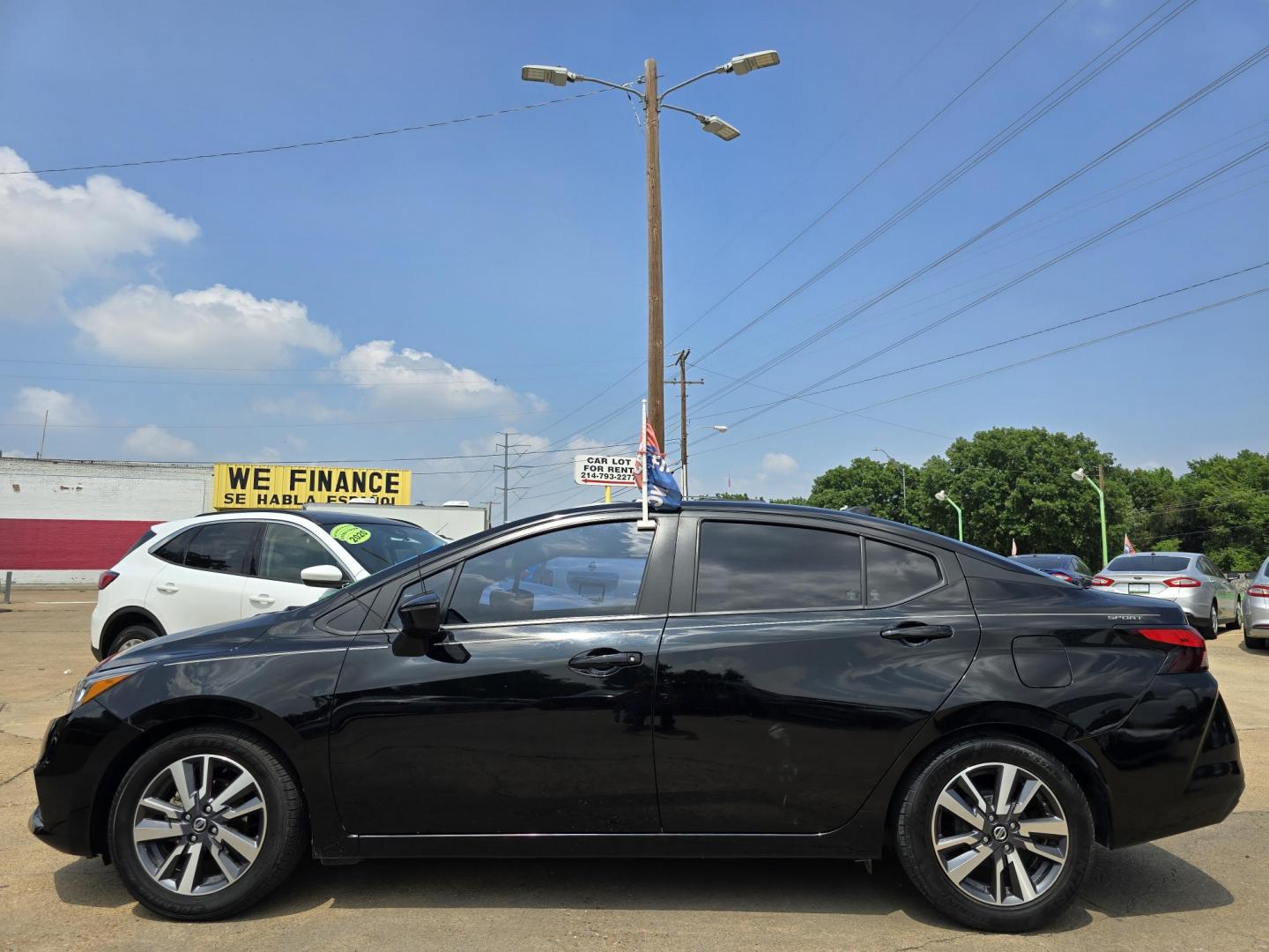 2020 BLACK Nissan Versa SV (3N1CN8EV5LL) , AUTO transmission, located at 2660 S.Garland Avenue, Garland, TX, 75041, (469) 298-3118, 32.885551, -96.655602 - Photo#6