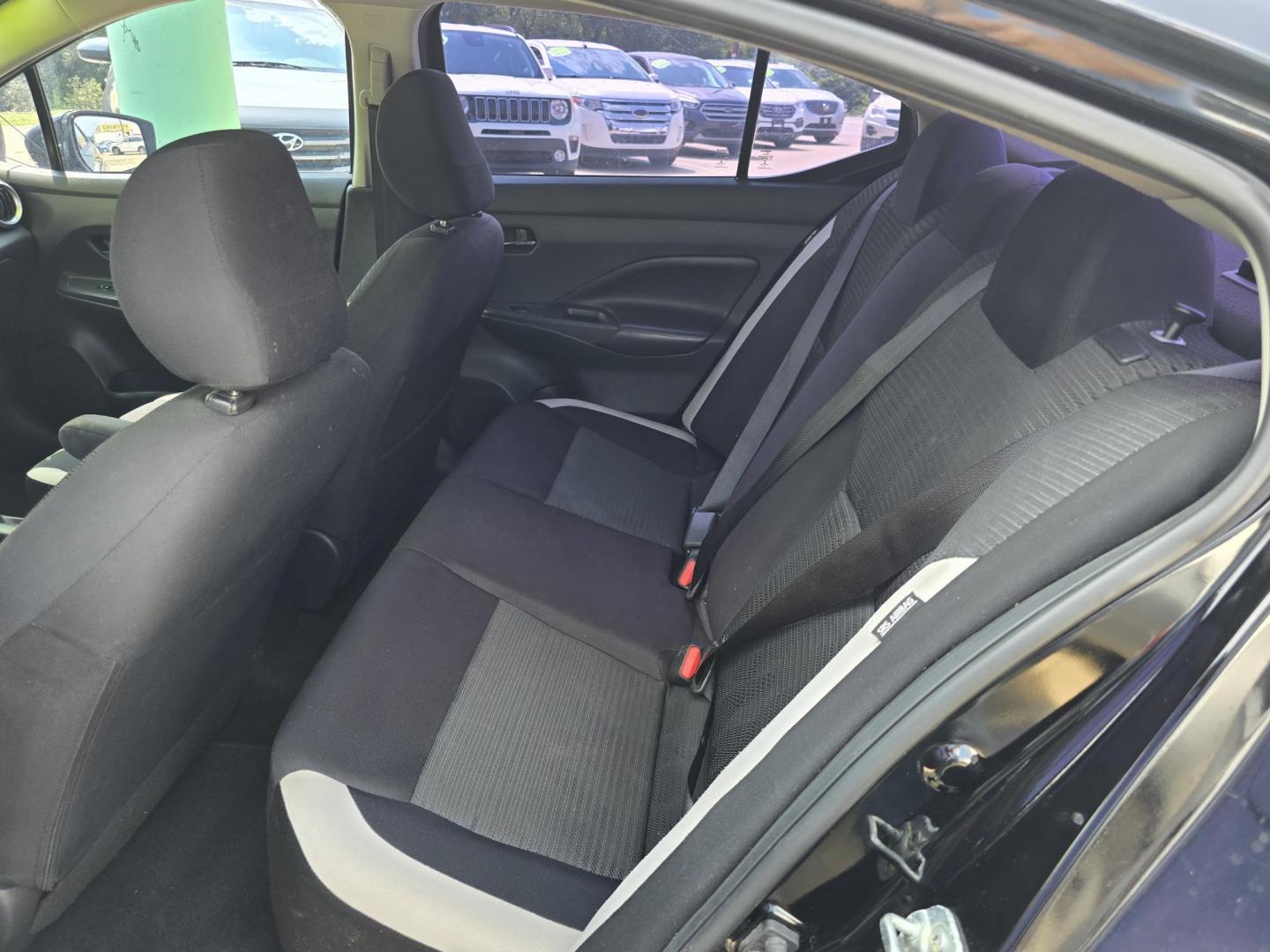 2020 BLACK Nissan Versa SV (3N1CN8EV5LL) , AUTO transmission, located at 2660 S.Garland Avenue, Garland, TX, 75041, (469) 298-3118, 32.885551, -96.655602 - Photo#16
