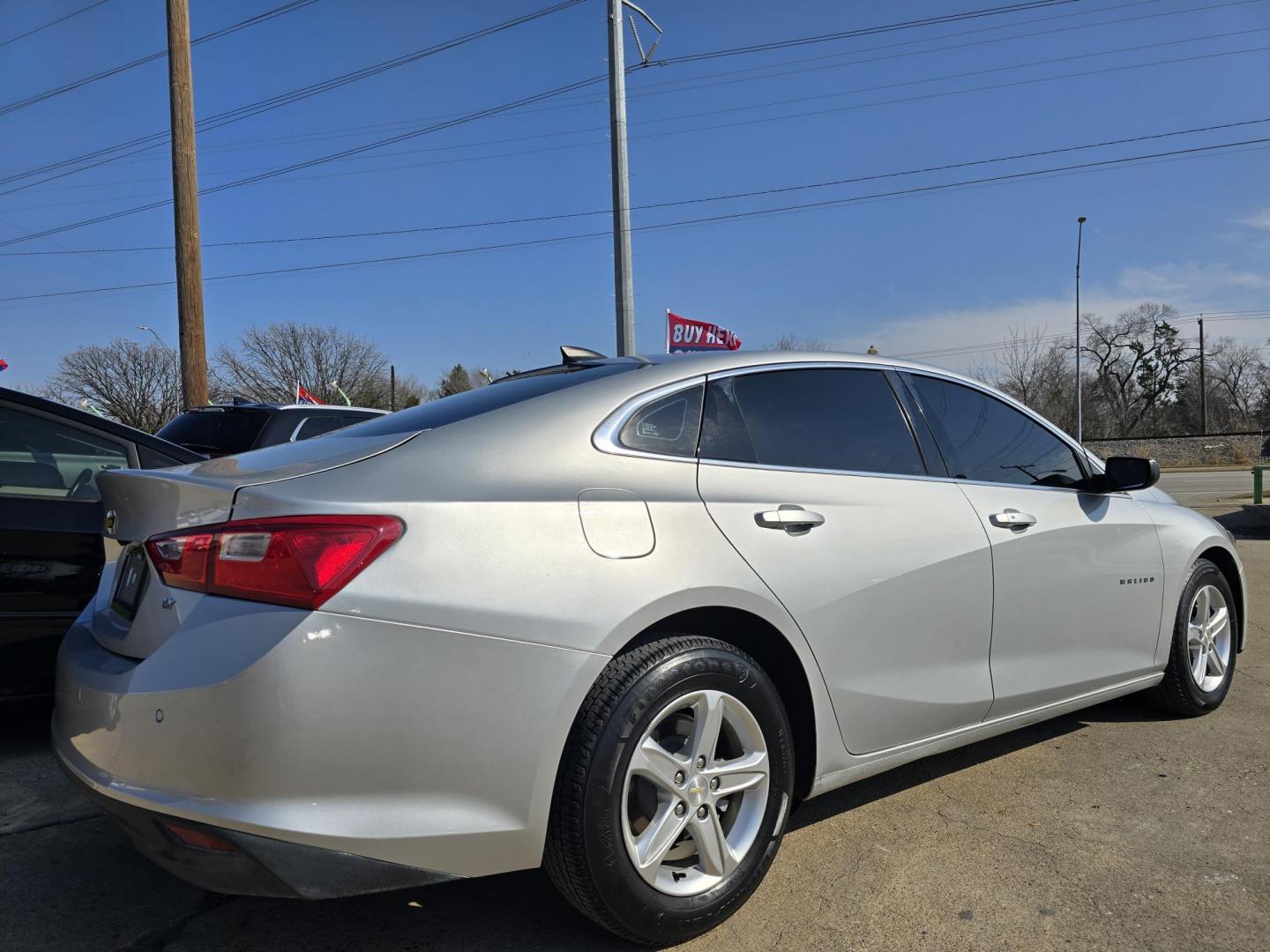 2021 SILVER Chevrolet Malibu LS (1G1ZB5ST0MF) with an 1.5L L4 DOHC 16V engine, 6A transmission, located at 2660 S.Garland Avenue, Garland, TX, 75041, (469) 298-3118, 32.885551, -96.655602 - Photo#3