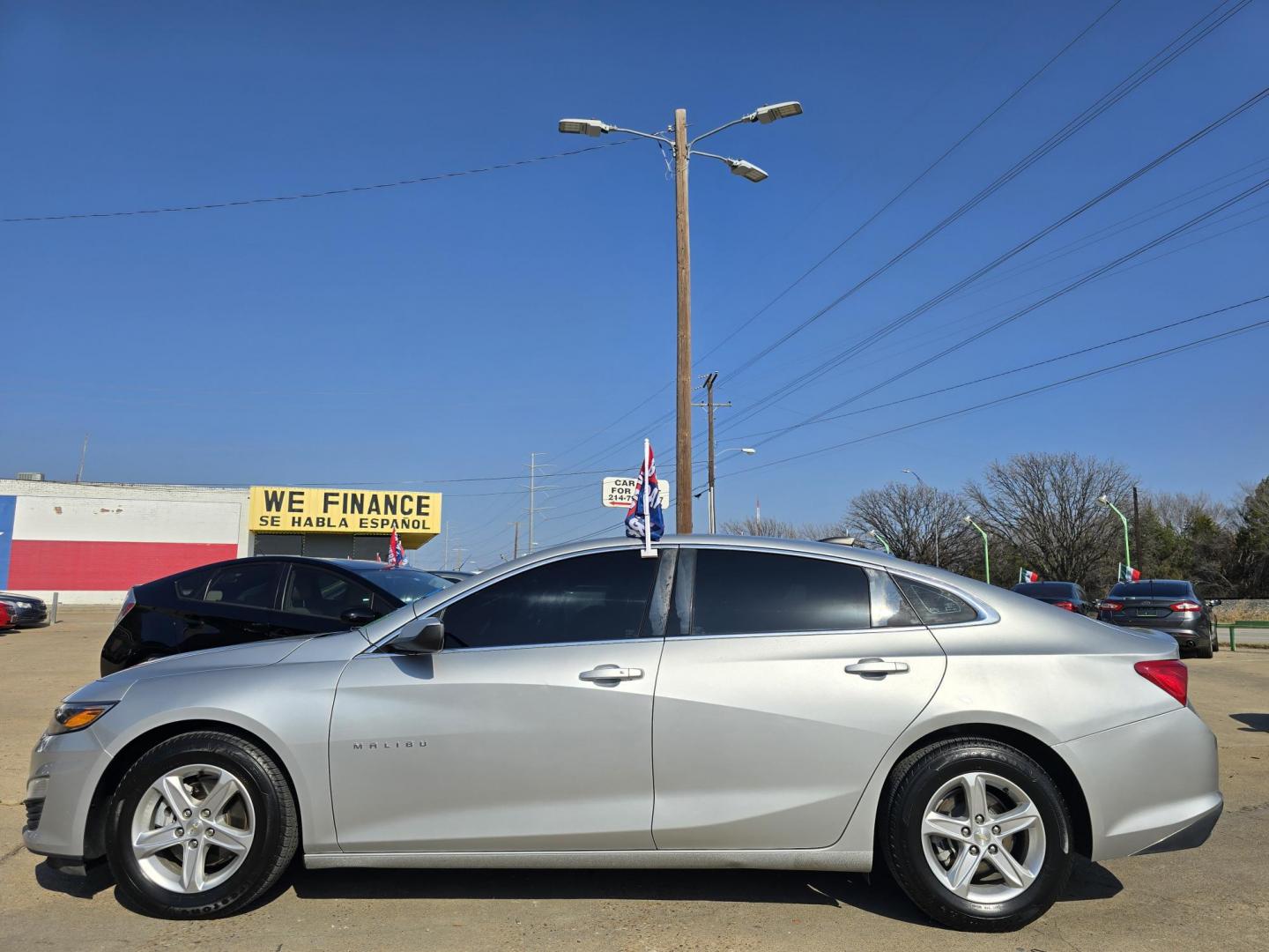 2021 SILVER Chevrolet Malibu LS (1G1ZB5ST0MF) with an 1.5L L4 DOHC 16V engine, 6A transmission, located at 2660 S.Garland Avenue, Garland, TX, 75041, (469) 298-3118, 32.885551, -96.655602 - Photo#6