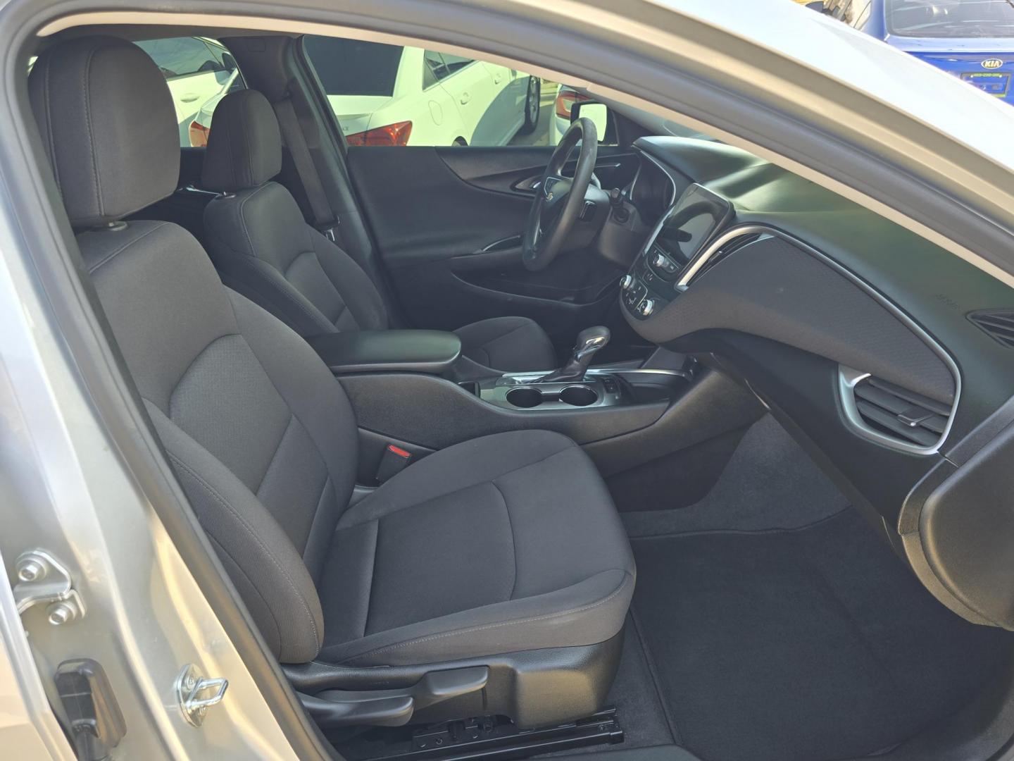 2021 SILVER Chevrolet Malibu LS (1G1ZB5ST0MF) with an 1.5L L4 DOHC 16V engine, 6A transmission, located at 2660 S.Garland Avenue, Garland, TX, 75041, (469) 298-3118, 32.885551, -96.655602 - Photo#18