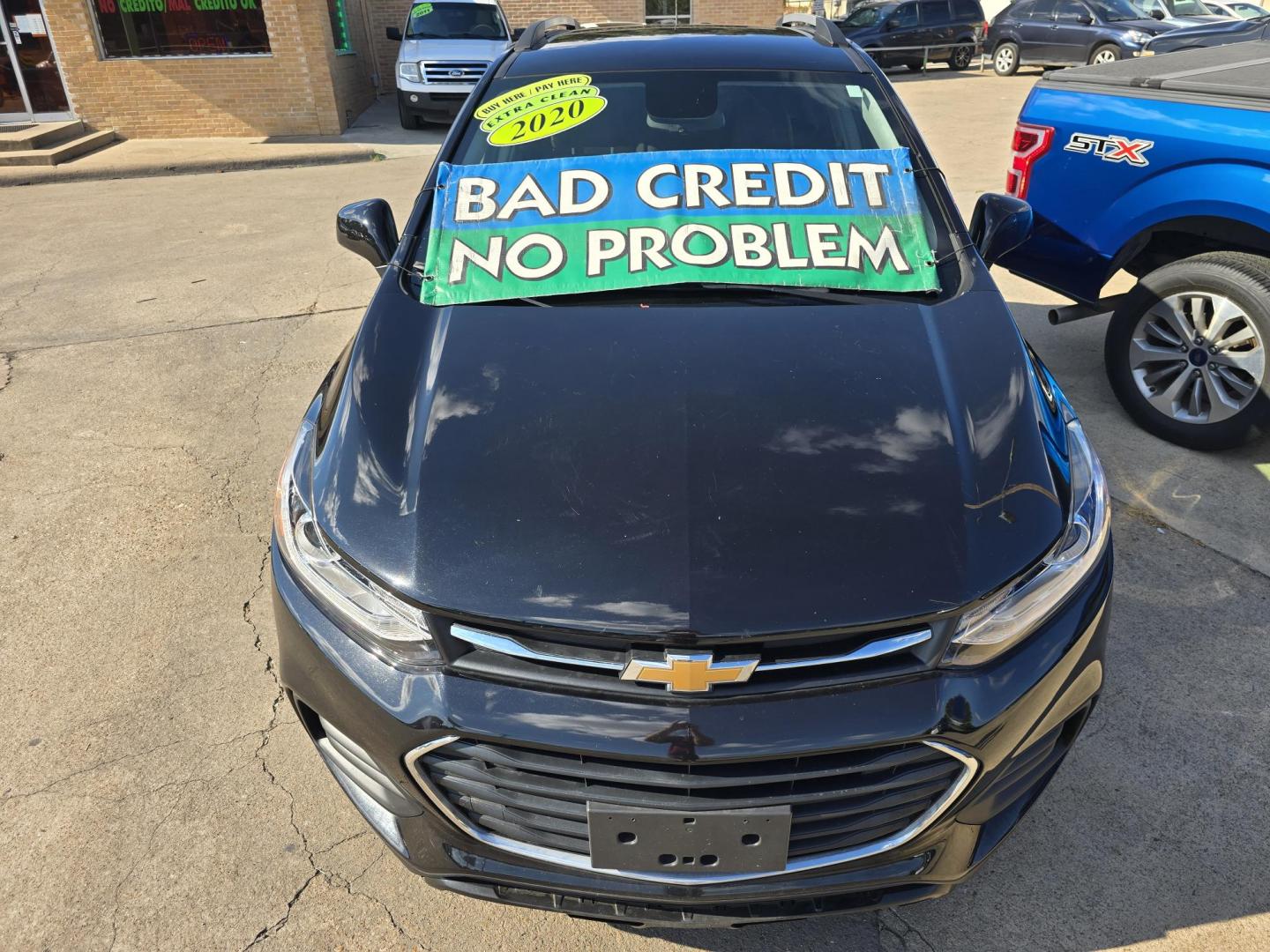 2022 BLACK Chevrolet Trax LT (KL7CJLSM4NB) with an 1.4L L4 DOHC 16V engine, 6A transmission, located at 2660 S.Garland Avenue, Garland, TX, 75041, (469) 298-3118, 32.885551, -96.655602 - Photo#8